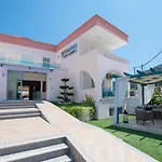 Stratos Deluxe Apartamento *