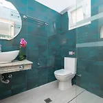 Stratos Deluxe * Skala Potamias