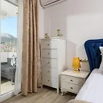 Stratos Deluxe Apartamento *