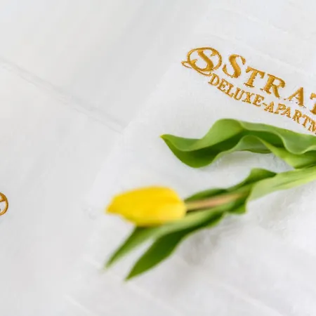 Stratos Deluxe