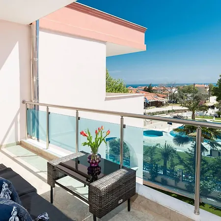 Stratos Deluxe Διαμέρισμα